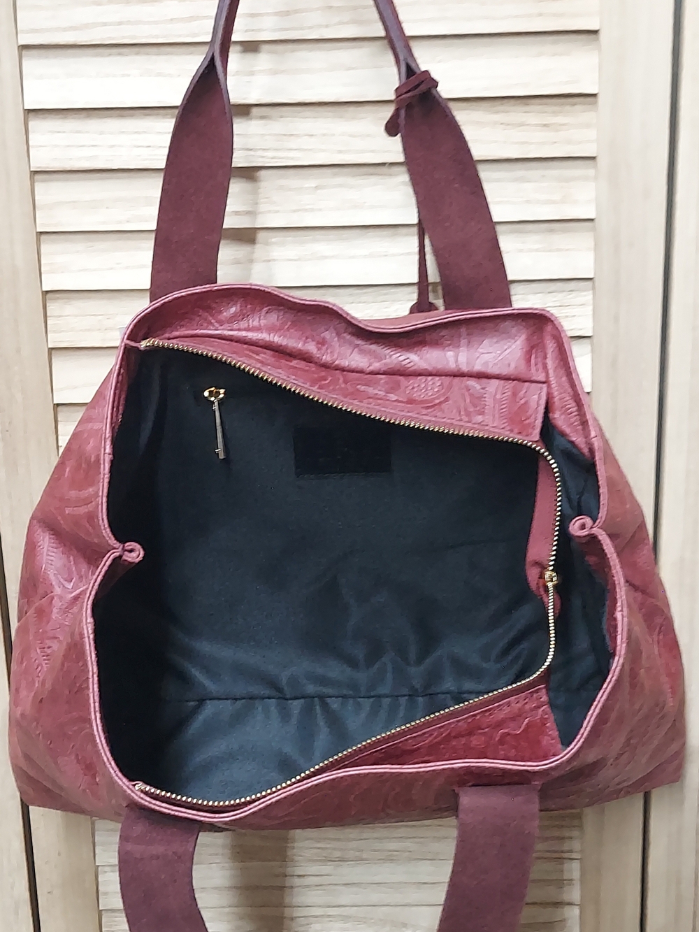 Viola Gigli Italian-Made Burgundy Floral Embossed Leather Tote - Picture 11 of 11